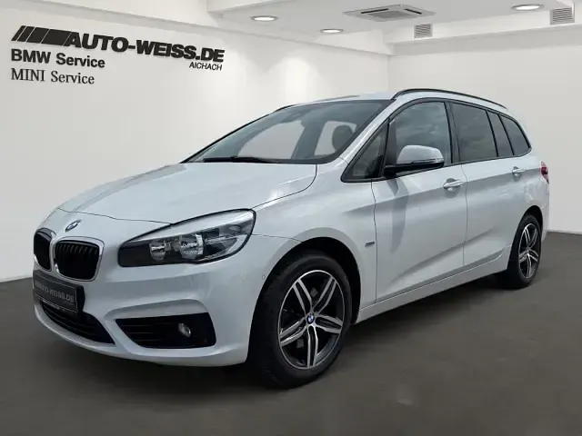 Gebraucht BMW 220 Gran Tourer Sport Line 192 PS (141 kW) 2017 Van / Kleinbus