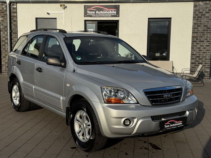 Silber Gebraucht 2009 Kia Sorento LX SUV | 6.480 € (Teuer) - Bild 1/4