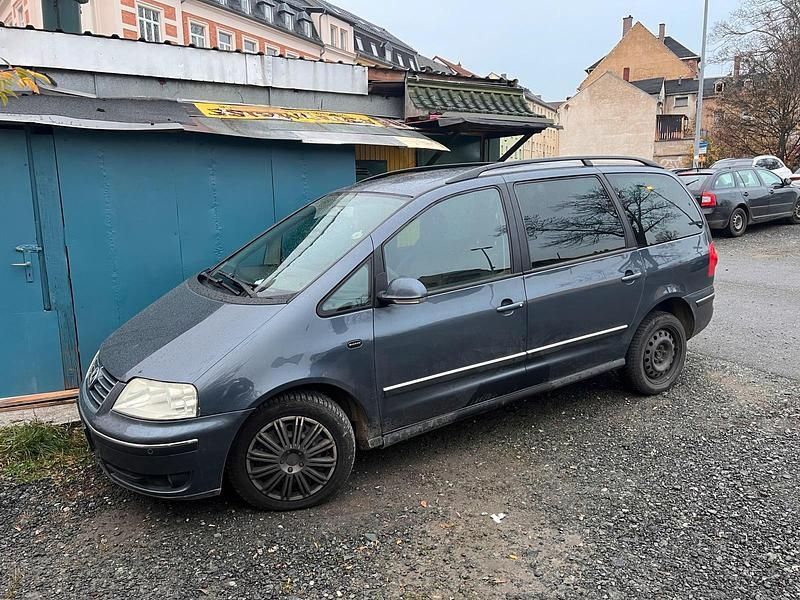 Gebraucht VW Sharan 130 PS (95 kW) 2005 Blau Van / Kleinbus