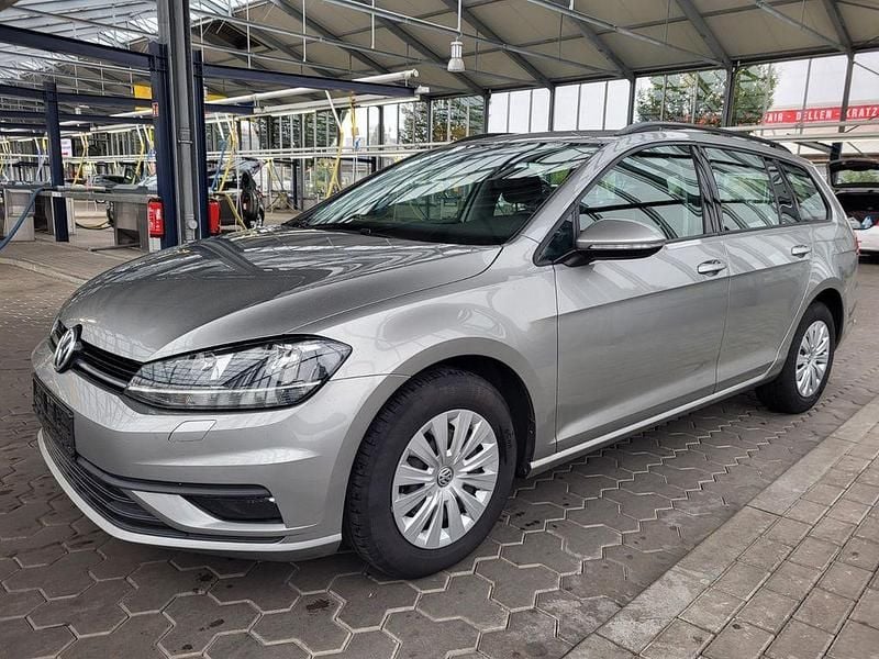 Gebraucht VW Golf VII 116 PS (85 kW) 2020 Grau Limousine