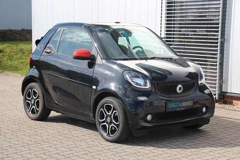 Gebraucht Smart ForTwo Cabrio Prime 90 PS (66 kW) 2018 Schwarz Cabrio