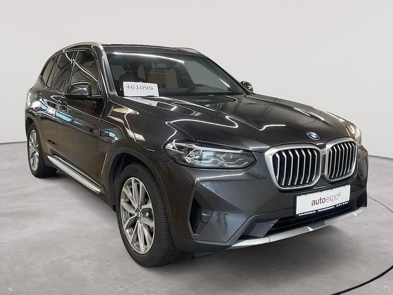 Grau Gebraucht 2022 BMW X3 Sport Line SUV | 29.990 € (Superpreis) - Bild 1/4