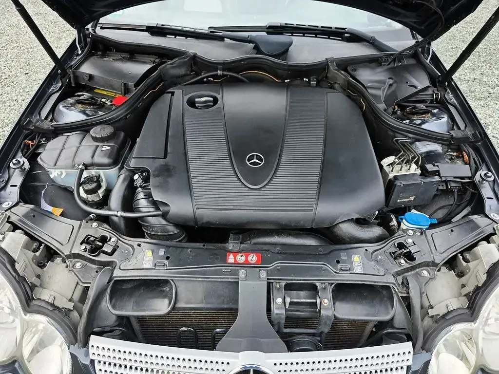 Gebraucht Mercedes C220 150 PS (110 kW) 2007 Tenoritgrau Coupé