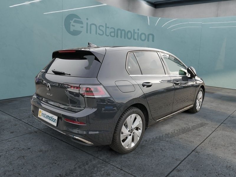 Gebraucht VW Golf VIII Sound 150 PS (110 kW) 2024 Grau Limousine