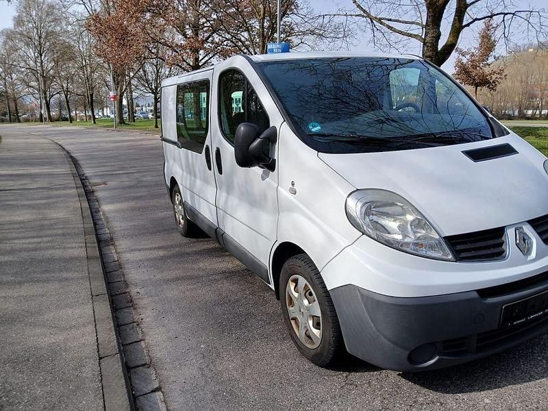 Gebraucht Renault Trafic 114 PS (83 kW) 2013 Van / Kleinbus