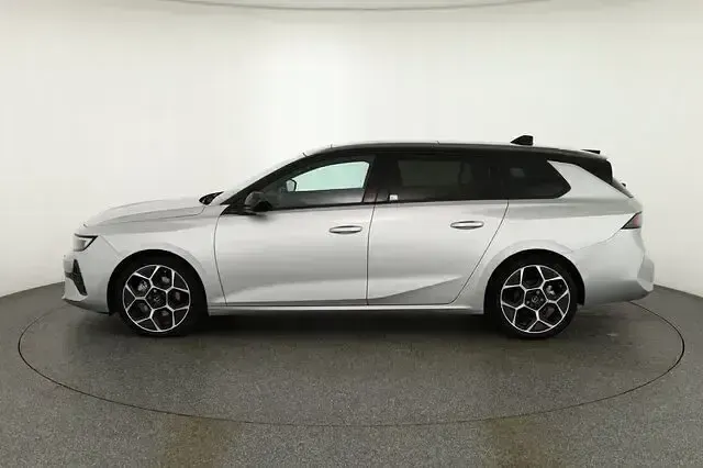 Gebraucht Opel Astra 131 PS (96 kW) 2024 Silber Kombi