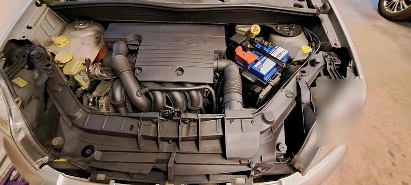 Brugt Ford Fusion 100 HK (73 kW) 2005 Grå Hatchback