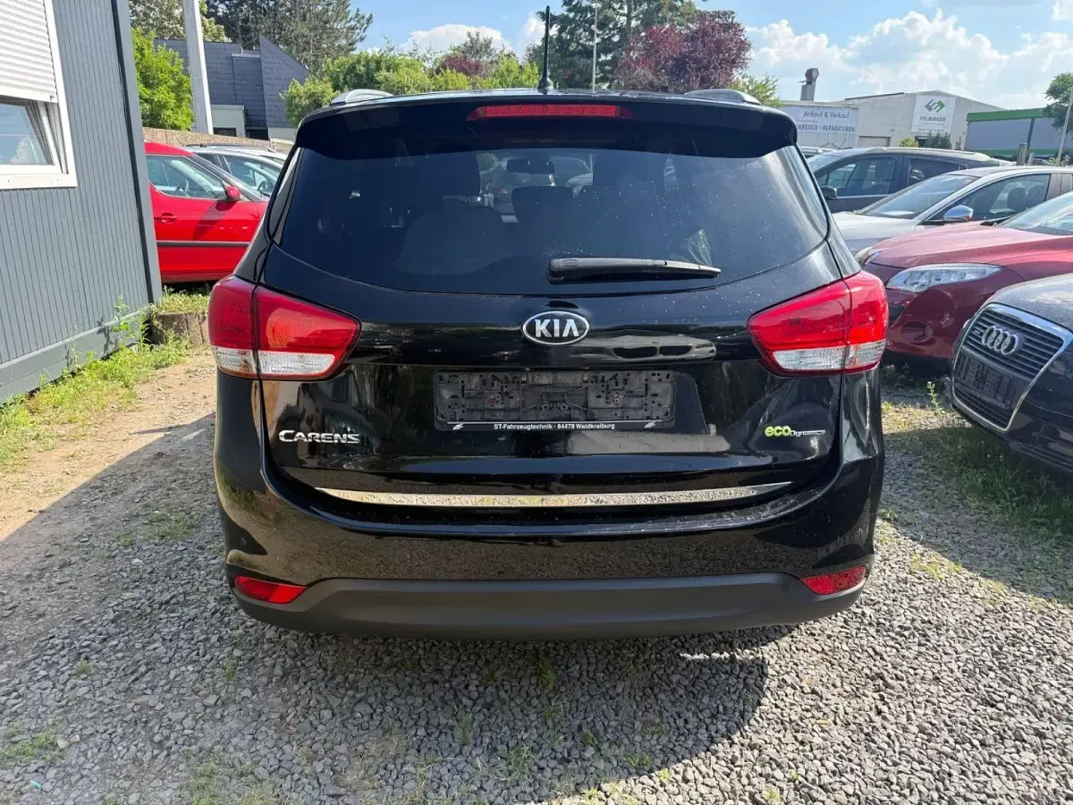 Gebraucht Kia Carens Vision 136 PS (100 kW) 2013 Schwarz Van / Kleinbus