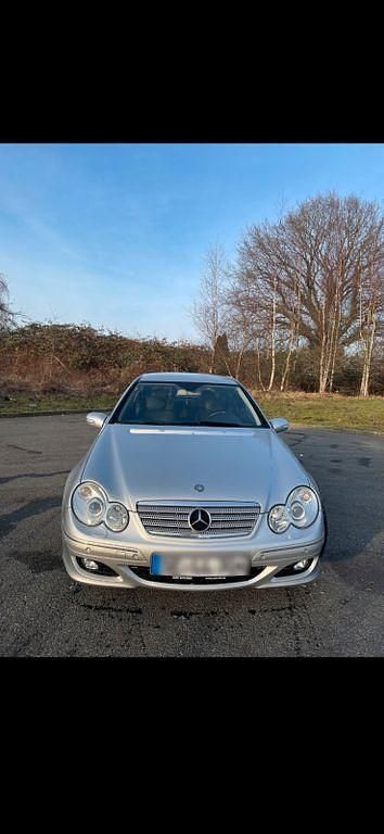 Gebraucht Mercedes 200 163 PS (119 kW) 2007 Silber Coupé