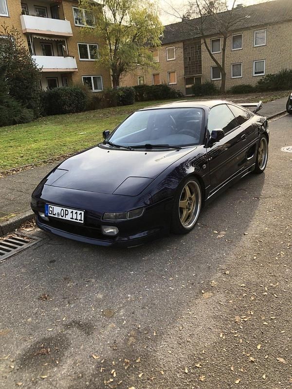 Violet Gebraucht 1998 Toyota MR2 Coupé | 22.500 € - Bild 1/4