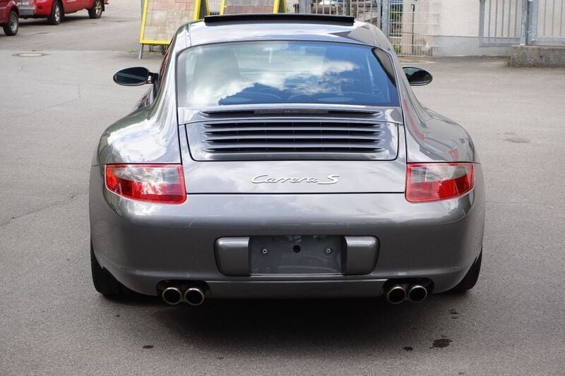 Gebraucht Porsche 911 Carrera S 355 PS (261 kW) 2007 Meteorgraumetallic (metallic) Coupé
