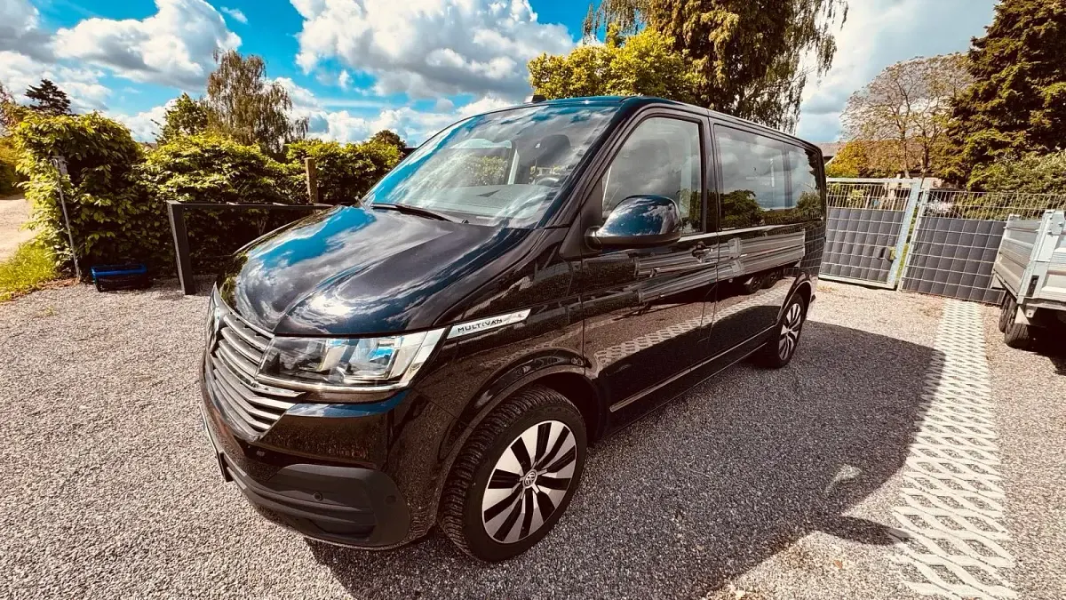Gebraucht VW Multivan 180 PS (132 kW) 2021 Schwarz Van / Kleinbus