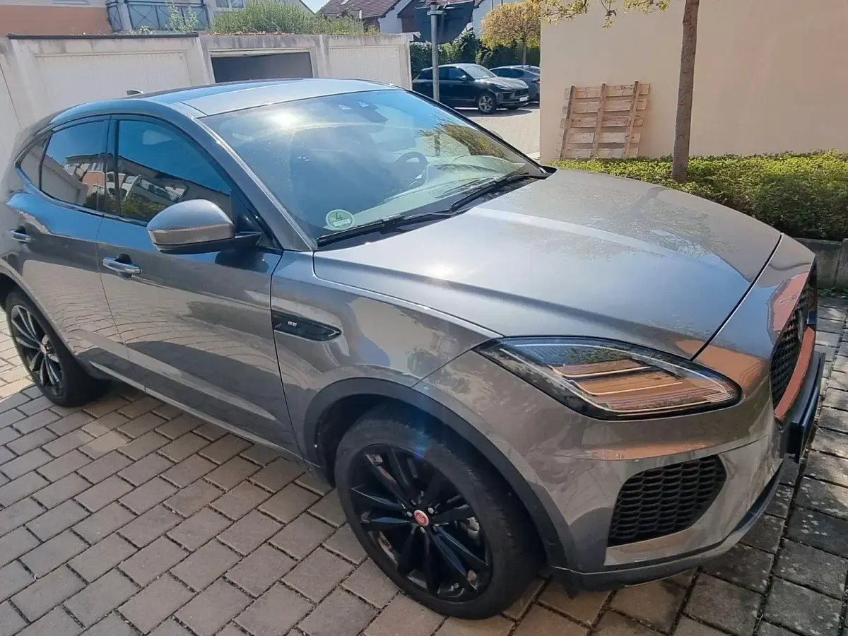 Occasion Jaguar E-Pace R-Dynamic 249 PK (183 kW) 2018 Grijs SUV