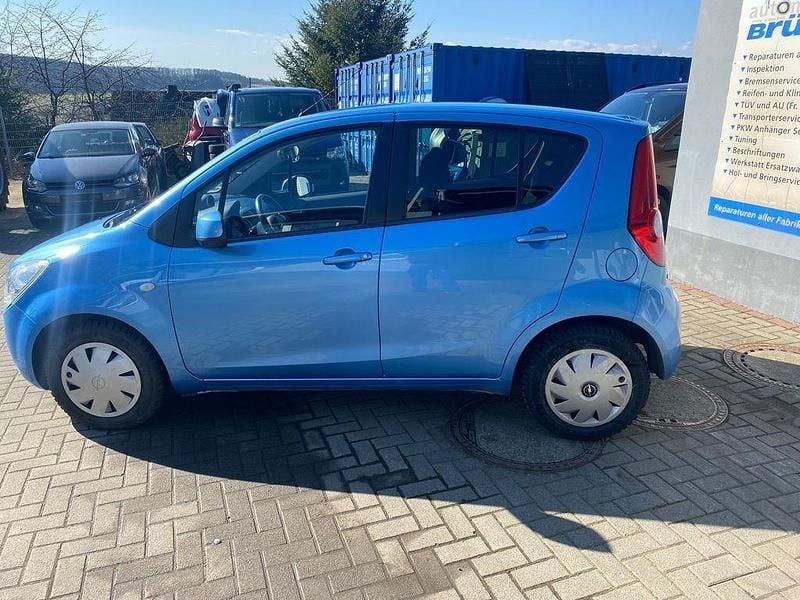 Gebraucht Opel Agila Edition 94 PS (69 kW) 2011 Blau Kleinwagen