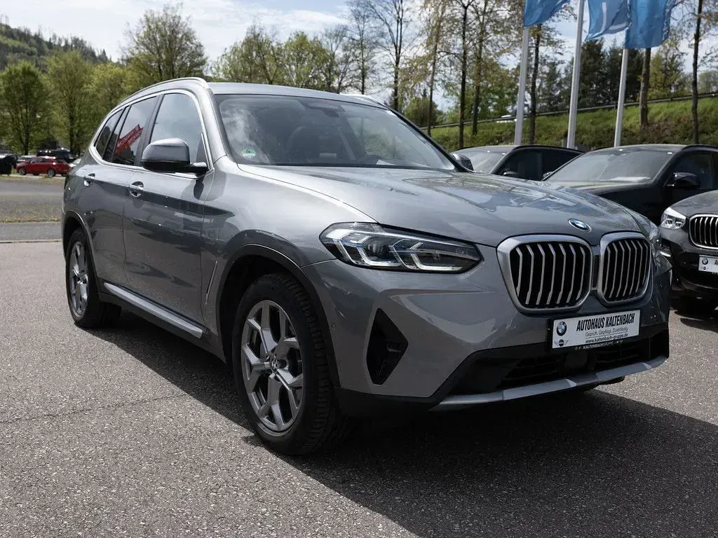 Gebraucht BMW X3 Sport Line 286 PS (210 kW) 2024 Grau SUV