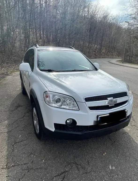Gebraucht Chevrolet Captiva LT 167 PS (122 kW) 2011 Weiß SUV