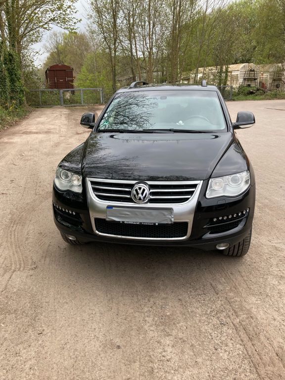 Schwarz Gebraucht 2007 VW Touareg SUV | 6.300 € (Guter Preis) - Bild 1/4