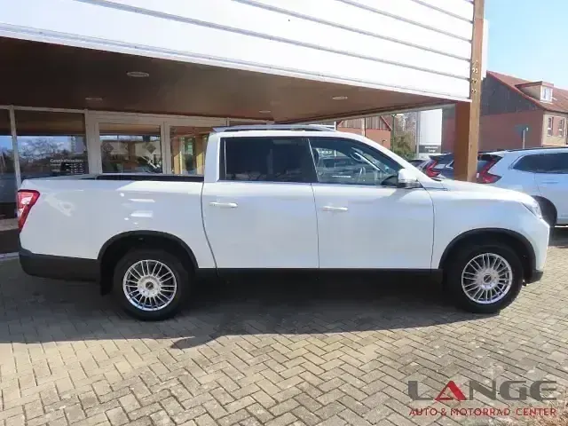 Gebraucht KGM Musso 203 PS (149 kW) 2025 Weiß Pickup