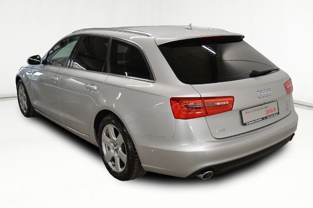 Gebraucht Audi A6 Design 245 PS (180 kW) 2012 Silber metallic Kombi