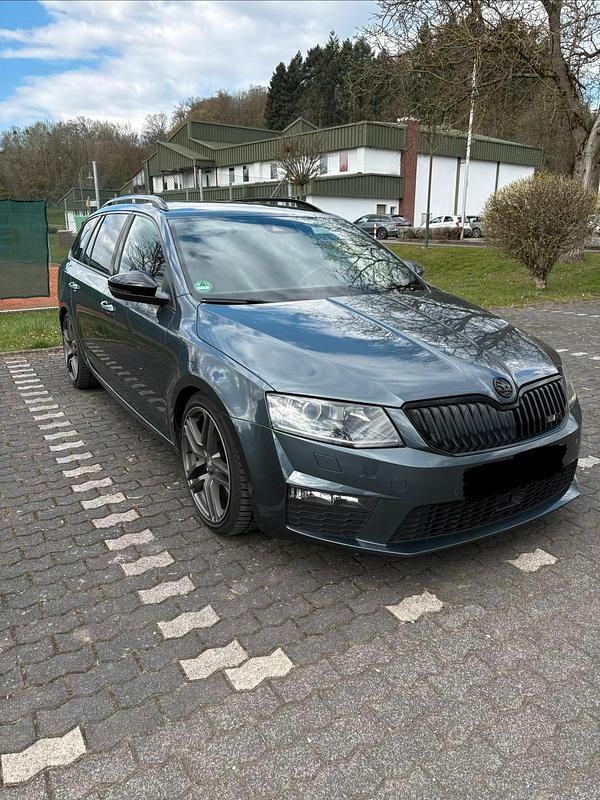Gebraucht Skoda Octavia RS 184 PS (135 kW) 2016 Grau Kleinwagen