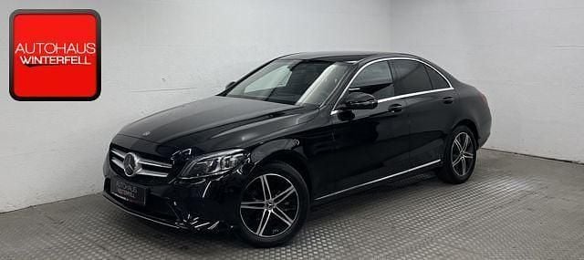 Schwarz 040 Gebraucht 2020 Mercedes C220 Avantgarde Limousine | 28.800 € (Fairer Preis) - Bild 1/4