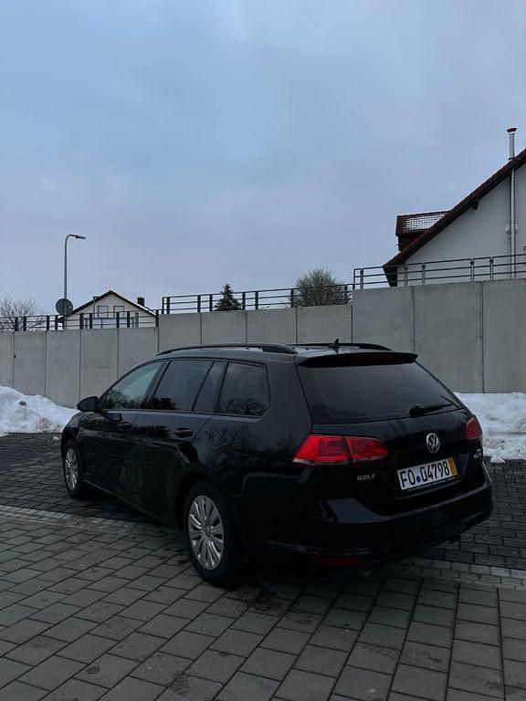 Second-hand VW Golf VII Comfortline 110 CP (80 kW) 2016 Negru Break