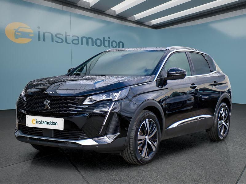 Schwarz Gebraucht 2023 Peugeot 3008 Van / Kleinbus | 30.549 € (Teuer) - Bild 1/4