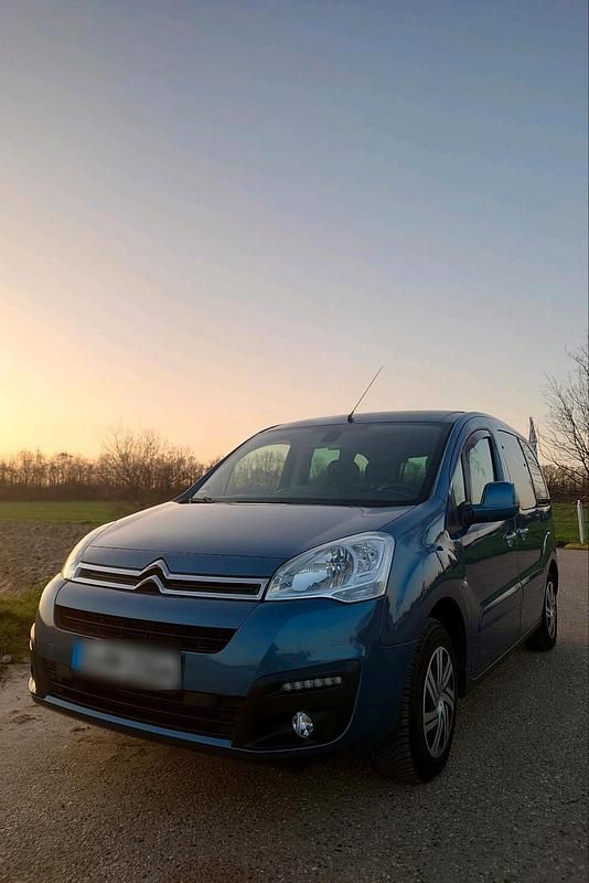 Gebraucht Citroën Berlingo 2018 Blau Van / Kleinbus