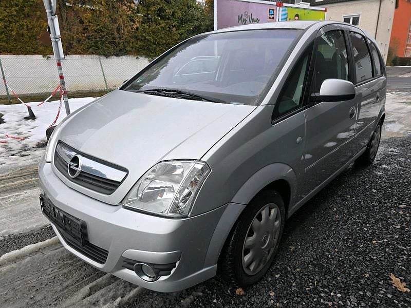 Silber Gebraucht 2006 Opel Meriva Van / Kleinbus | 2.500 € (Fairer Preis) - Bild 1/4