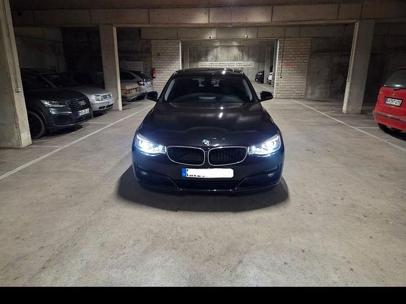 Schwarz Gebraucht 2016 BMW 320 Gran Turismo Limousine | 15.000 € (Superpreis) - Bild 1/4