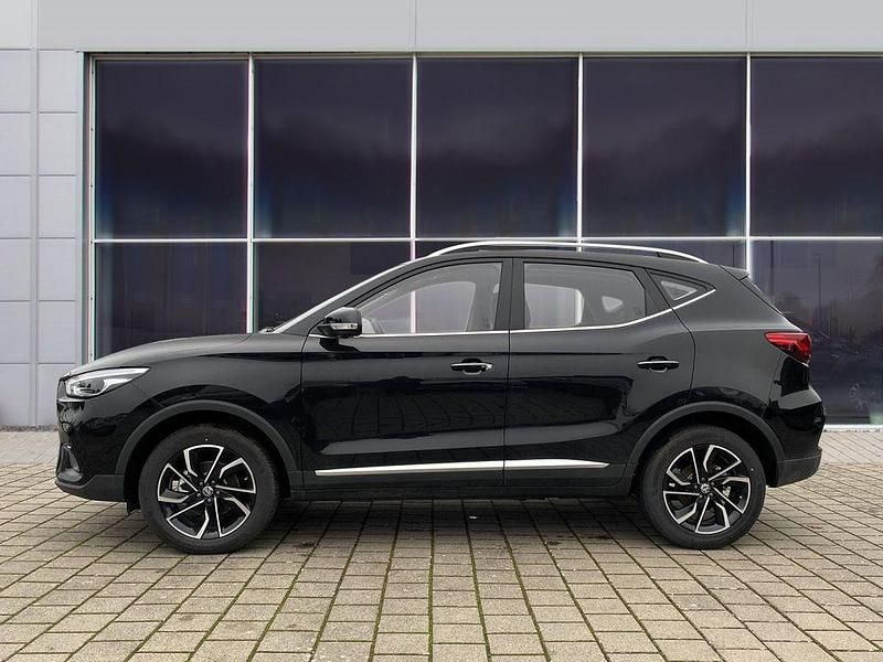 Gebraucht MG ZS Luxury 111 PS (81 kW) 2024 Pebble black (metallic) SUV