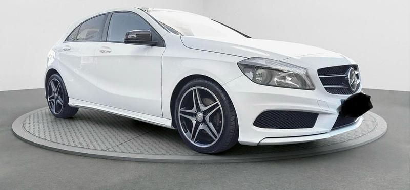 Gebraucht Mercedes A200 156 PS (114 kW) 2014 Weiß Kleinwagen