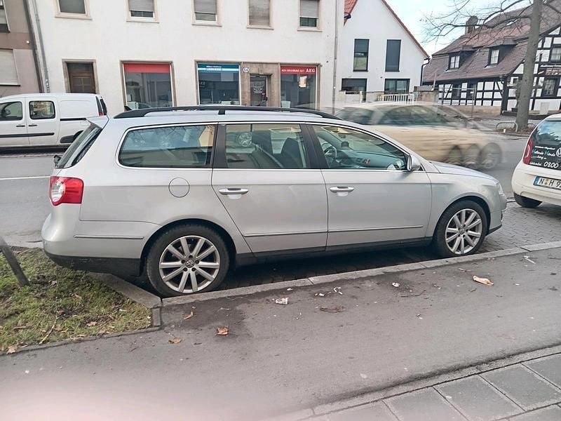 Silber Gebraucht 2009 VW Passat Kombi | 2.001 € (Superpreis) - Bild 1/4