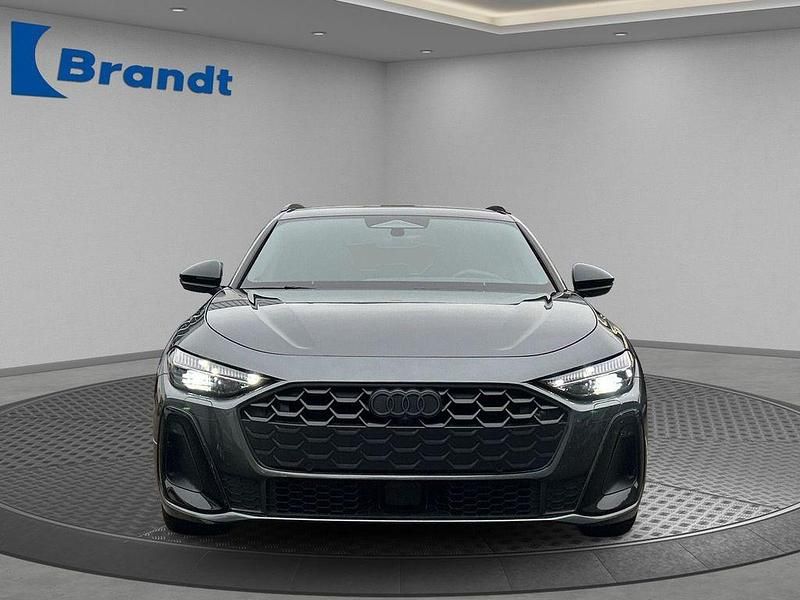 Gebraucht Audi A5 S-Line 204 PS (150 kW) 2025 Grau Kombi