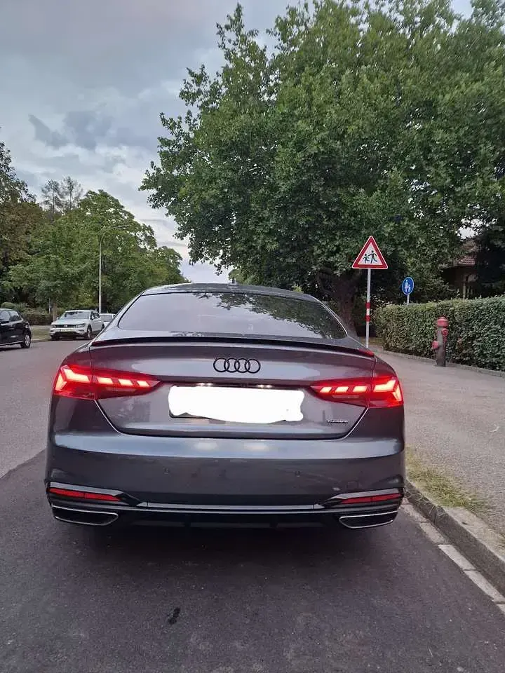 Gebraucht Audi A5 Sportback Edition .1 190 PS (139 kW) 2020 Grau Kleinwagen