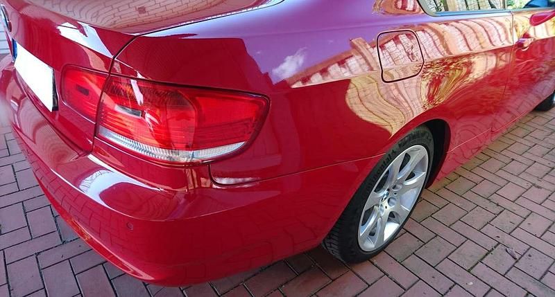 Gebraucht BMW 320 Comfort Edition 170 PS (125 kW) 2008 Rot Coupé