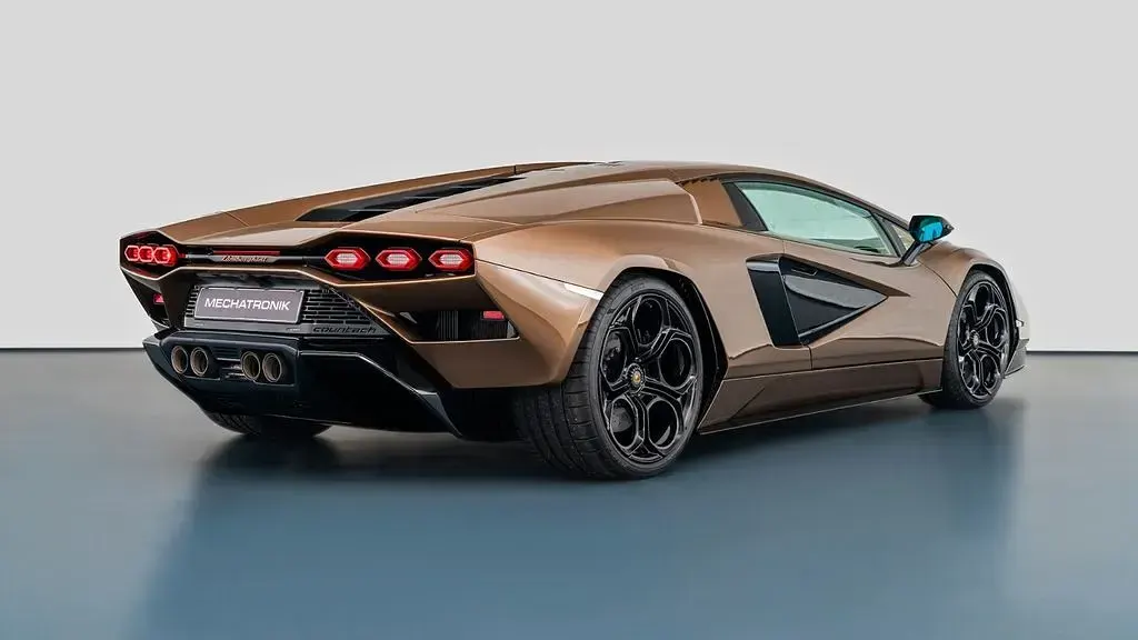 Gebraucht Lamborghini Countach 814 PS (598 kW) 2022 Braun Coupé
