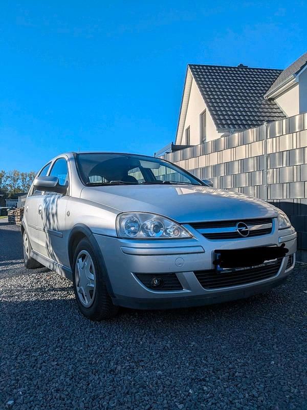 Silber Gebraucht 2006 Opel Corsa Kleinwagen | 1.600 € (Superpreis) - Bild 1/4