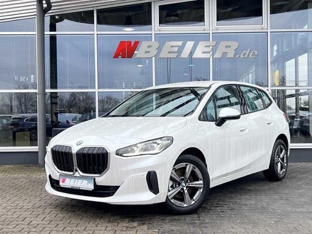 Mineralweiss metallic Gebraucht 2024 BMW 218 Van / Kleinbus | 25.990 € (Guter Preis) - Bild 1/4
