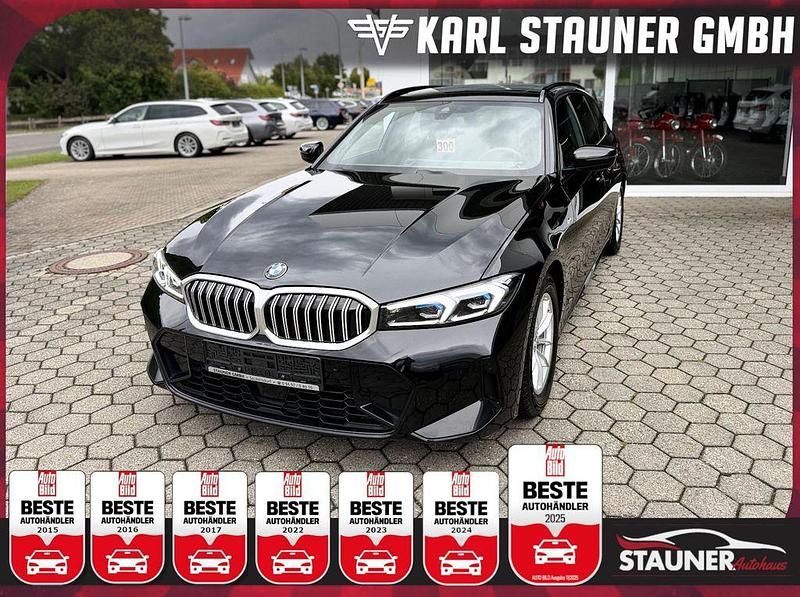 Black sapphire metallic (metallic) Gebraucht 2023 BMW 318 M Sport Kombi | 34.480 € (Fairer Preis) - Bild 1/2
