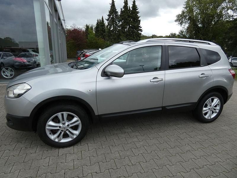 Silber Gebraucht 2010 Nissan Qashqai +2 Acenta SUV | 5.990 € (Guter Preis) - Bild 1/4