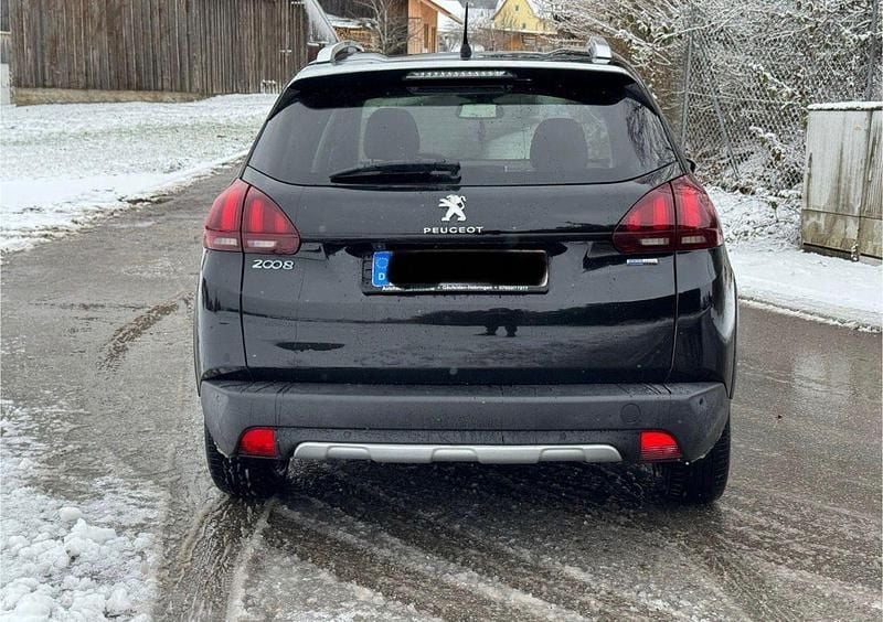 Gebraucht Peugeot 2008 115 PS (84 kW) 2017 Schwarz SUV