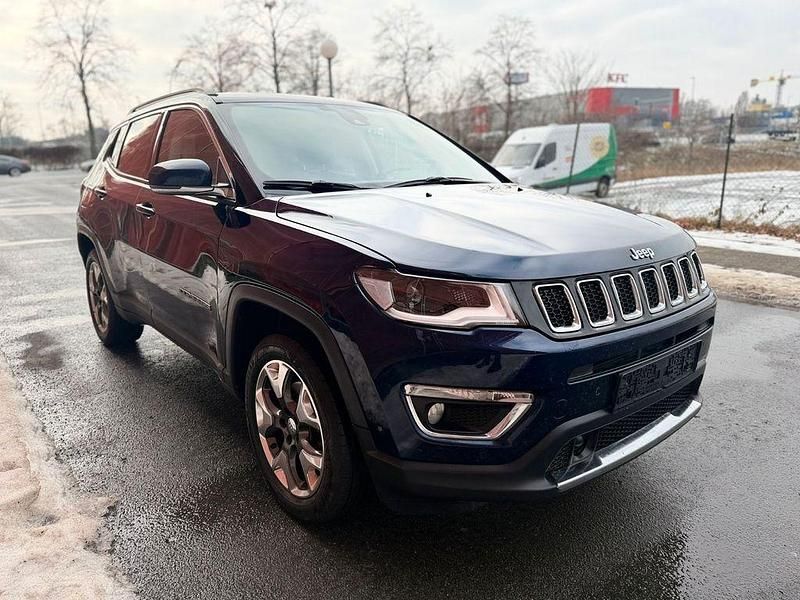 Gebraucht Jeep Compass Limited 140 PS (102 kW) 2019 Blau SUV