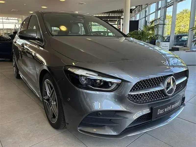 Gebraucht Mercedes B250 AMG 224 PS (164 kW) 2025 Grau Kleinwagen