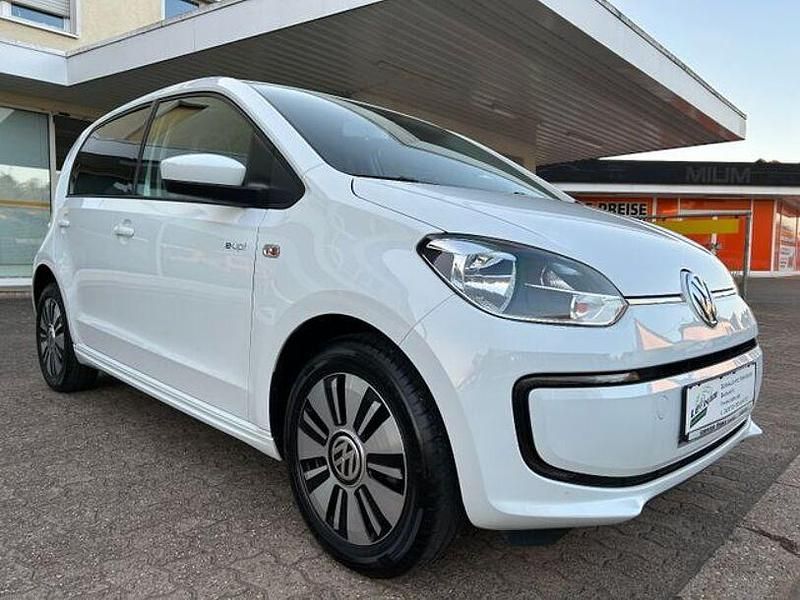 Weiß Gebraucht 2016 VW e-up! Kleinwagen | 11.000 € (Fairer Preis) - Bild 1/4