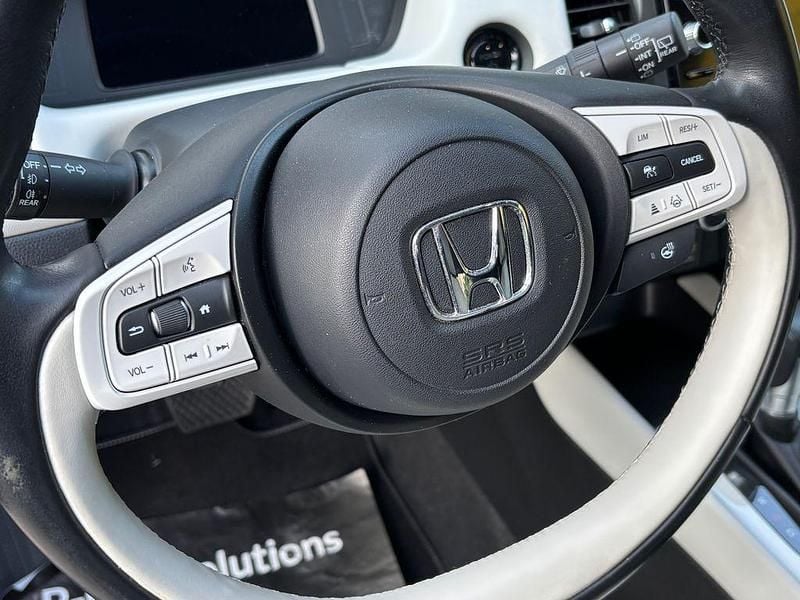 Grau Gebraucht 2021 Honda Jazz Executive Kleinwagen | 16.699 € (Guter Preis) - Bild 1/4