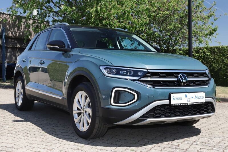 Gebraucht VW T-Roc Style 150 PS (110 kW) 2022 Blau SUV