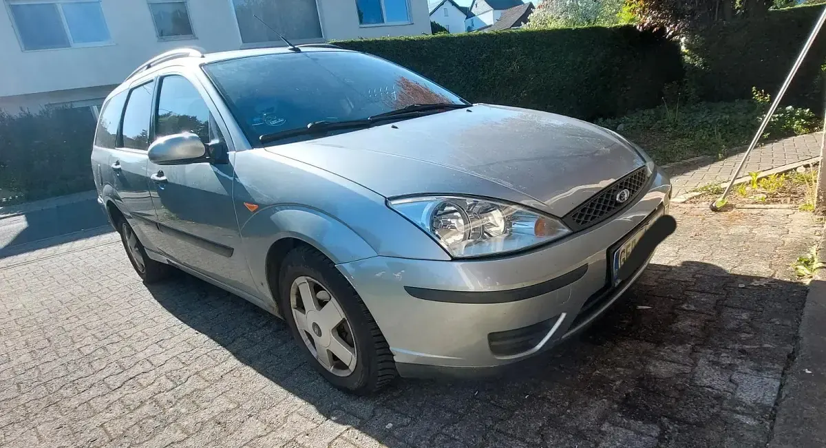 Second-hand Ford Focus 100 CP (73 kW) 2004 Argintiu Break