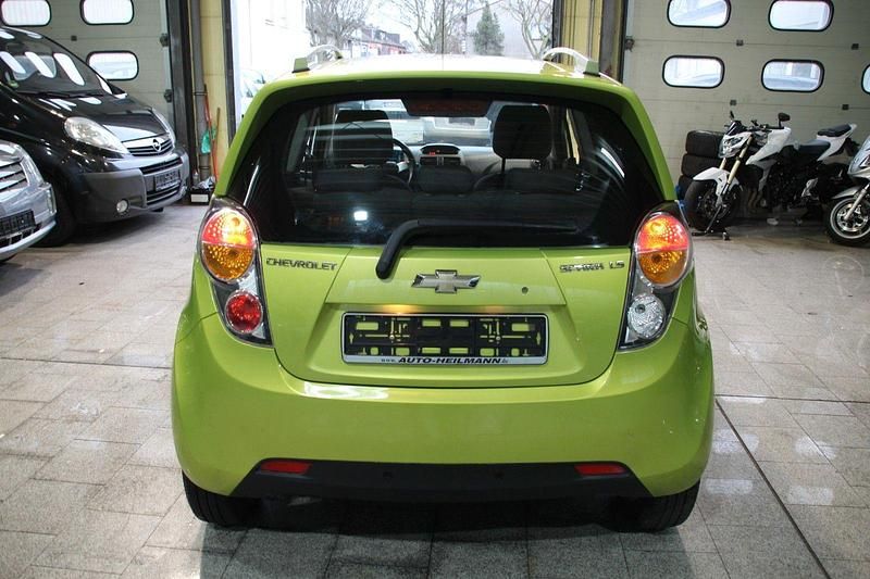 Gebraucht Chevrolet Spark LS 82 PS (60 kW) 2010 Grün Kleinwagen