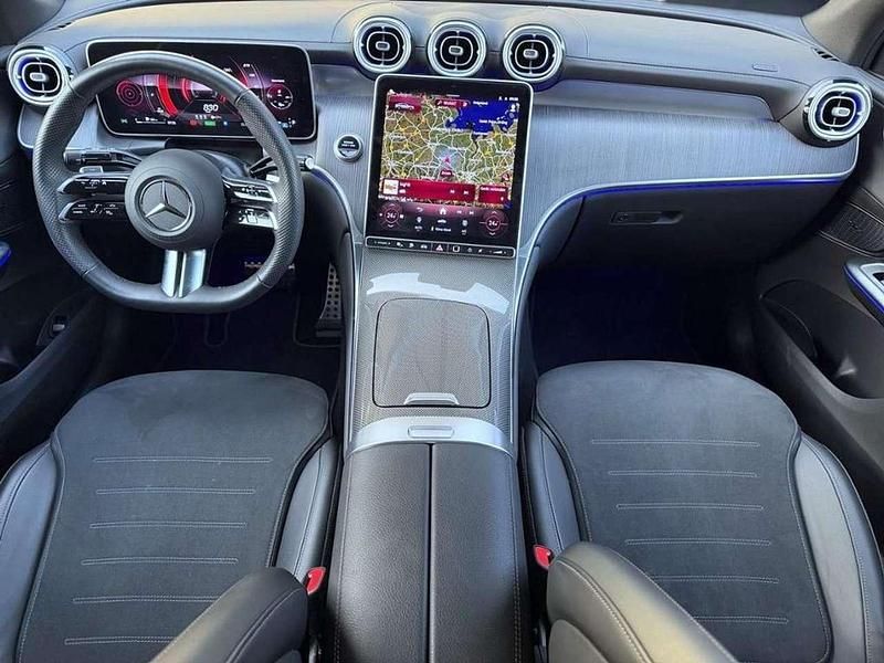 Gebraucht Mercedes GLC300e AMG 333 PS (244 kW) 2024 Weiß Coupé